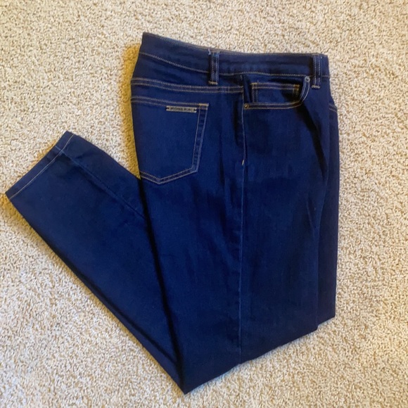 MICHAEL KORS women’s jeans. SKINNY. SIZE 8. Dark. Dressy. - Picture 3 of 10